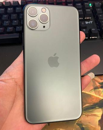 呼伦贝尔苹果维修点分享iPhone 11 Pro黑屏小众故障解析 