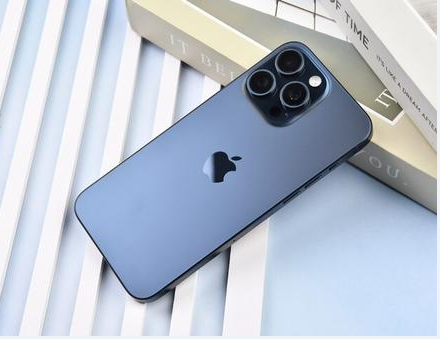 呼伦贝尔苹果维修点分享iPhone15 Pro Max黑屏少见诱因梳理 